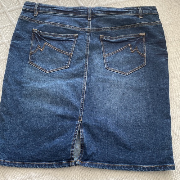 MAX JEANS skirt - Picture 3 of 7